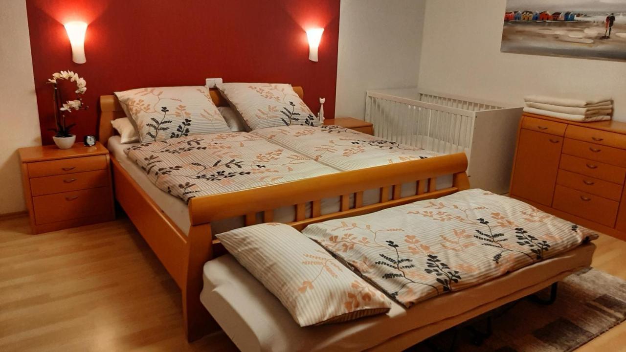 Ferienwohnung Mit Japangarten Karlstadt Buitenkant foto